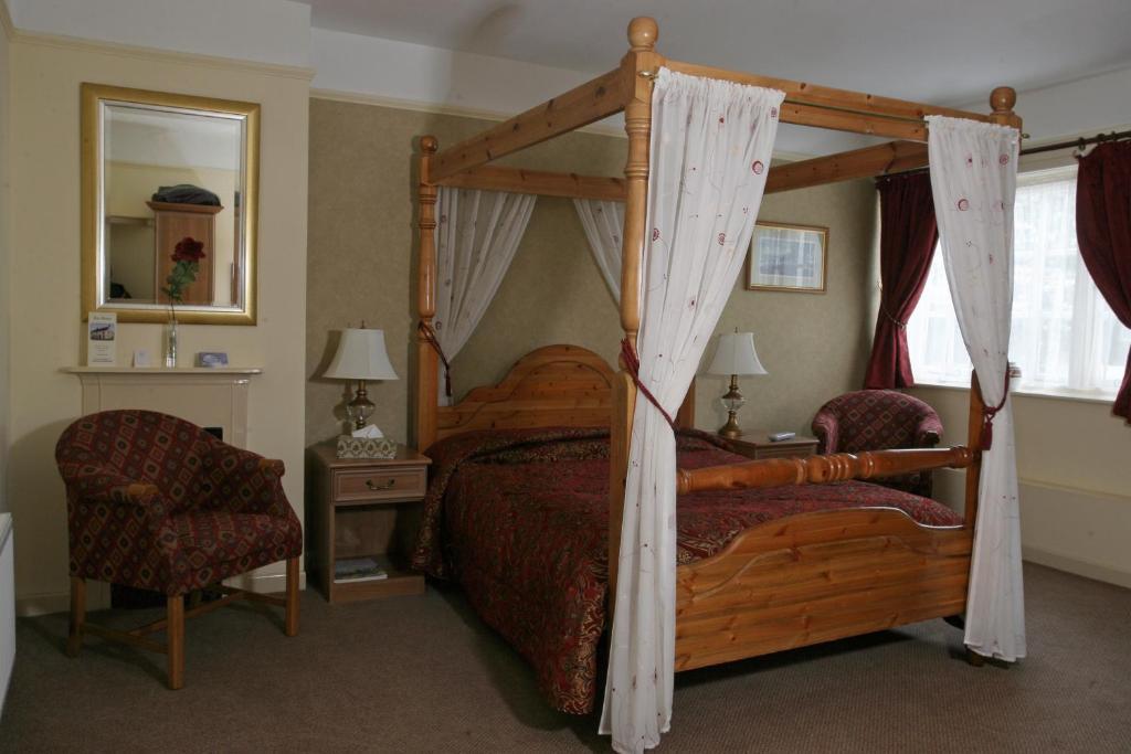 The Swan Hotel East Ilsley Room photo
